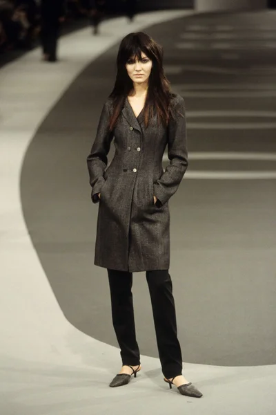 Look 30